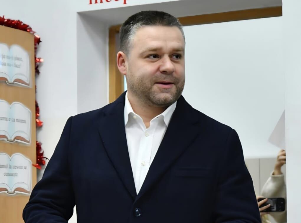 Sindicaliștii, revoltați de planul Primăriei Capitalei de a comasa instituții subordonate Primarul General al Capitalei, Ciprian Ciucu, a stârnit un val de nemulțumiri în rândul sindicatelor