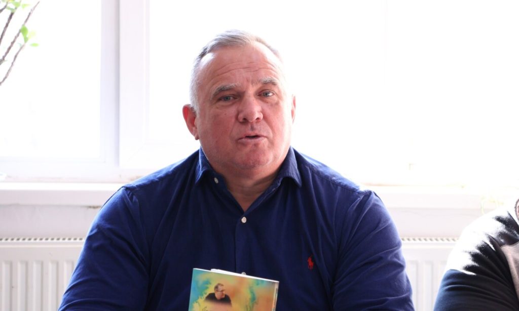 Clămparu, „Cap de porc”, de la rețeaua de prostituție la poezie la Aiud