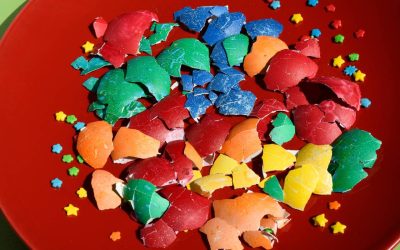 Nu arunca cojile de ouă de Paște! „Ceaiul” minune pentru grădina ta