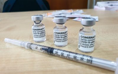 România, obligată la plata a peste 3 miliarde de lei către Pfizer și achiziția a 29 de milioane de doze de vaccin Tribunalul de Primă Instanță Francofon din Bruxelles a decis, miercuri, ca România să plătească peste 3 miliarde de lei către companiile farmaceutice Pfizer și BioNTech