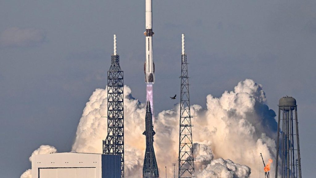 Blue Origin lansează prima rachetă reutilizabilă, un pas uriaș în spațiu