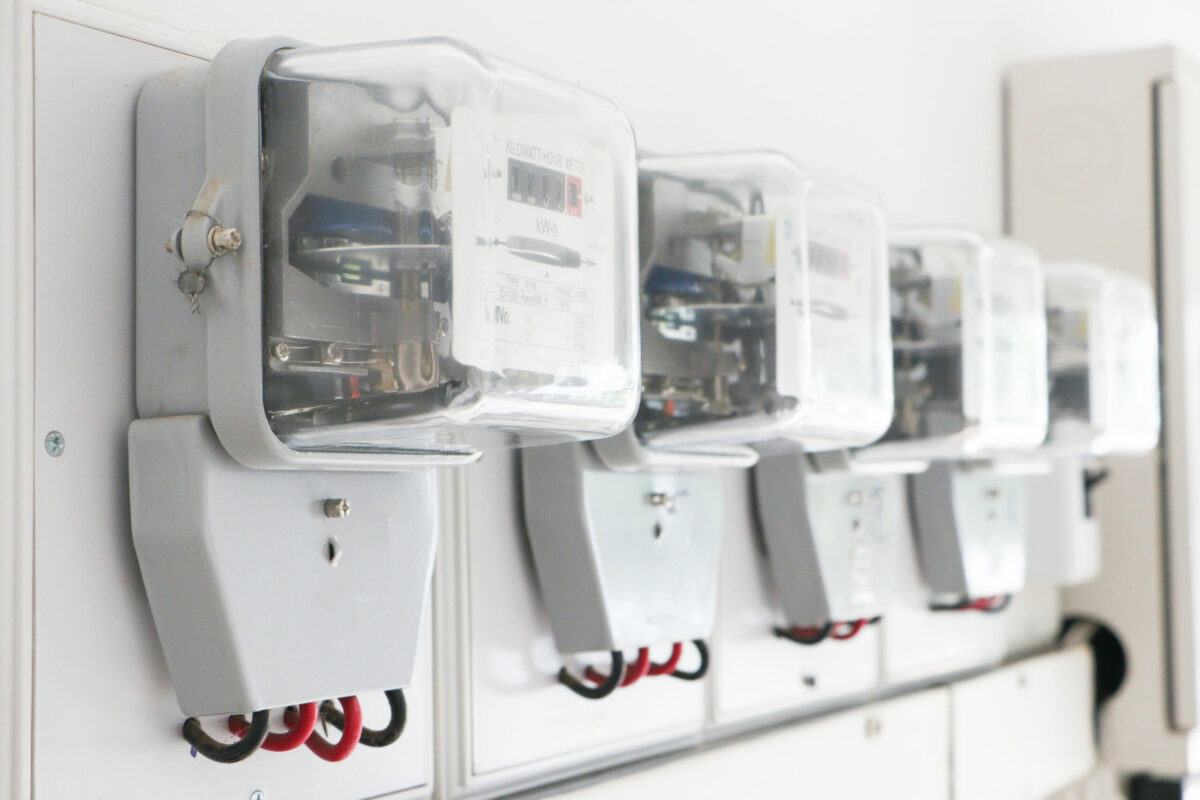 Preț bombă la ENERGIE: Sub 1 leu/kWh. Cine se-nscrie la oferta PPC?