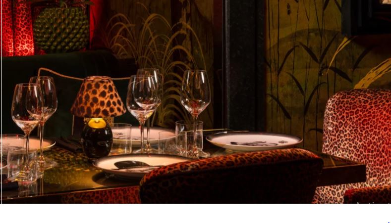 Ușă deschisă la lux: Hotel vechi din România, cu angajări