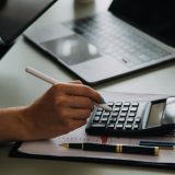 Cine intră pe lista rușinii ANAF? Suma de la care ești dator și unde-ți apar datele