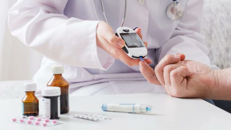 Indicii ascunse de diabet: Cum îl depistează femeile