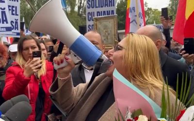 Șoșoacă, fără imunitate? Europarlamentarii decid ridicarea acesteia