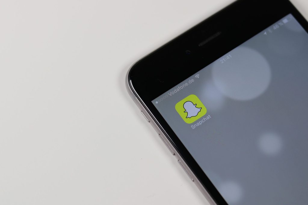 Snapchat: 1000 de concedieri, AI preia controlul. Cum va arăta industria tech?