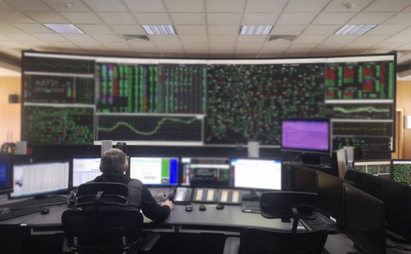 România, zestrea de energie: Consumul de curent, la minim istoric, exporturi masive