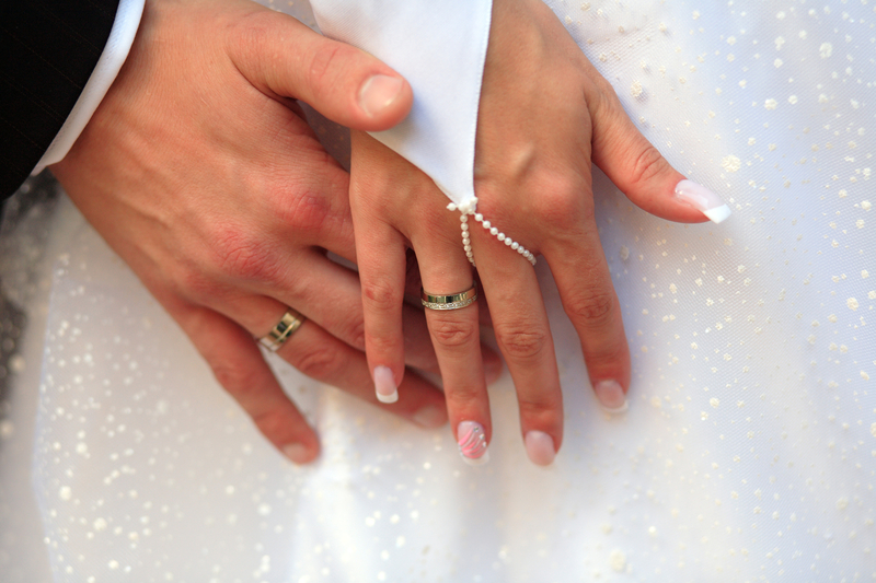 Căsătoria vs. Cancer: Ce arată studiul AMPLUL despre persoanele SINGURE