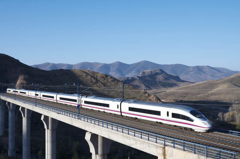 Comisia Europeană, cadou pentru tineri: 40.000 de bilete gratuite de tren prin Europa