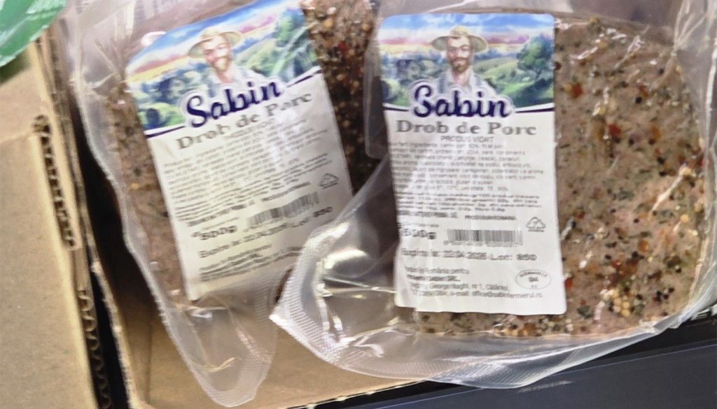Drobul de porc, un preparat nelipsit de pe mesele românilor de Paște, ascunde uneori ingrediente surprinzătoare