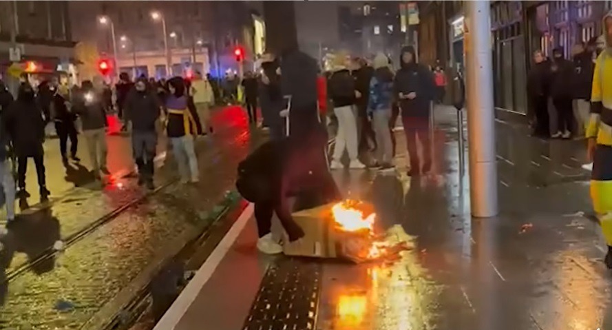 Armata în IRlanda: Guvernul trimite trupe pentru a debloca drumurile și instalațiile energetice