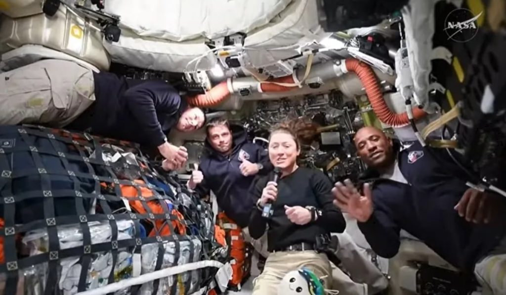 Orion, capsula pe care NASA o trimite pe Pământ cu 40.000 km/h: Când amerizează?