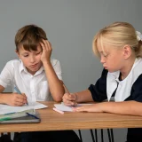 Elevii se întorc la școală pe 15 aprilie 2026: Începe ultima etapă din anul școlar