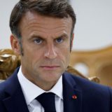Macron vrea interzicerea rețelelor sociale pentru minori în UE
