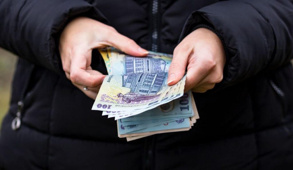 Cum vor fi stabilite salariile bugetarilor: Detalii din Guvern