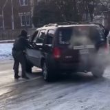 Șeful ICE, implicat în politica lui Donald Trump, pleacă la finalul lui mai