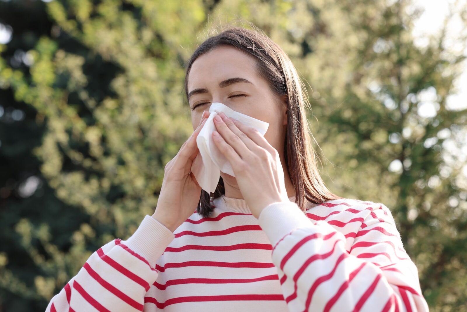 O femeie a strănutat viermi: Infecție șocantă înregistrată