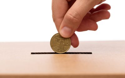 Bani de la părinți: Experții dau sfaturi tinerilor. Cum scapă de dependență?