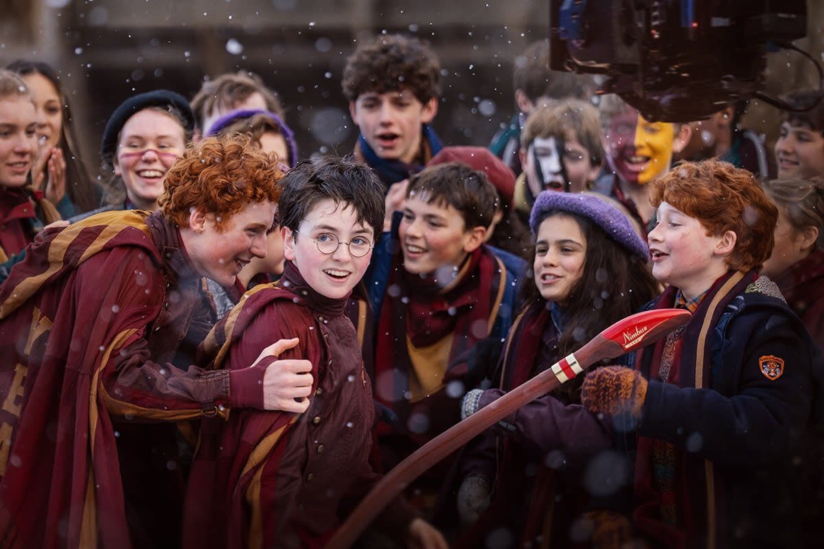 HBO dezvăluie secretele din spatele noii serii „Harry Potter” printr-un special Platforma HBO Max va lansa pe 5 aprilie un documentar special intitulat „Finding Harry: The Craft Behind the Magic”, care va oferi o incursiune în culisele producției noii serii „Harry Potter”