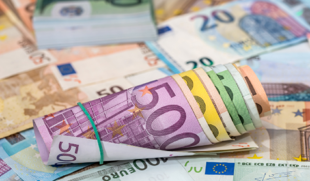 Afaceri de 500 milioane € cu doi angajați: Un succes-fulger în România