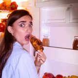 De ce foamea te dă gata după Sărbători: Ce fac excesele cu hormonii