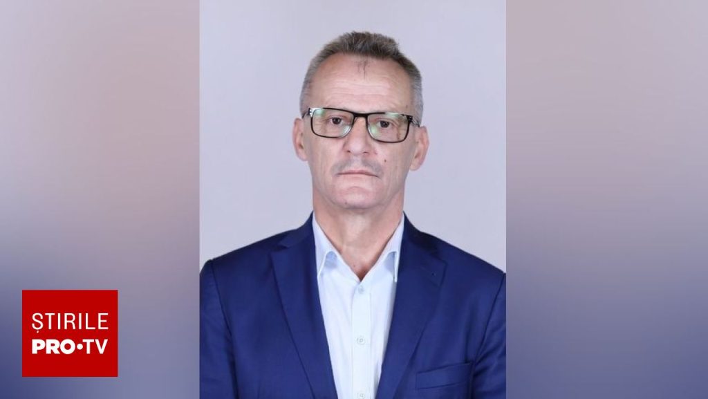 Marș trageist în instanță: Afaceri cu telefoane pentru un ales de Mehedinți