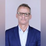 Marș trageist în instanță: Afaceri cu telefoane pentru un ales de Mehedinți