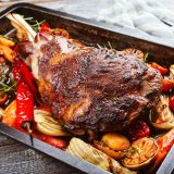 Marinarea mielului: Secretul unei fripturi perfecte, care se topește în gură