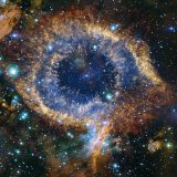 Stelele din centrul Galaxiei: De ce unele supraviețuiesc, altele nu?