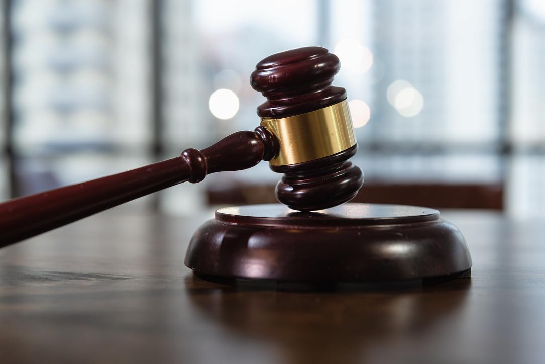 Președintele anunță referendum pentru magistrați: Justiția, pe muchie de cuțit