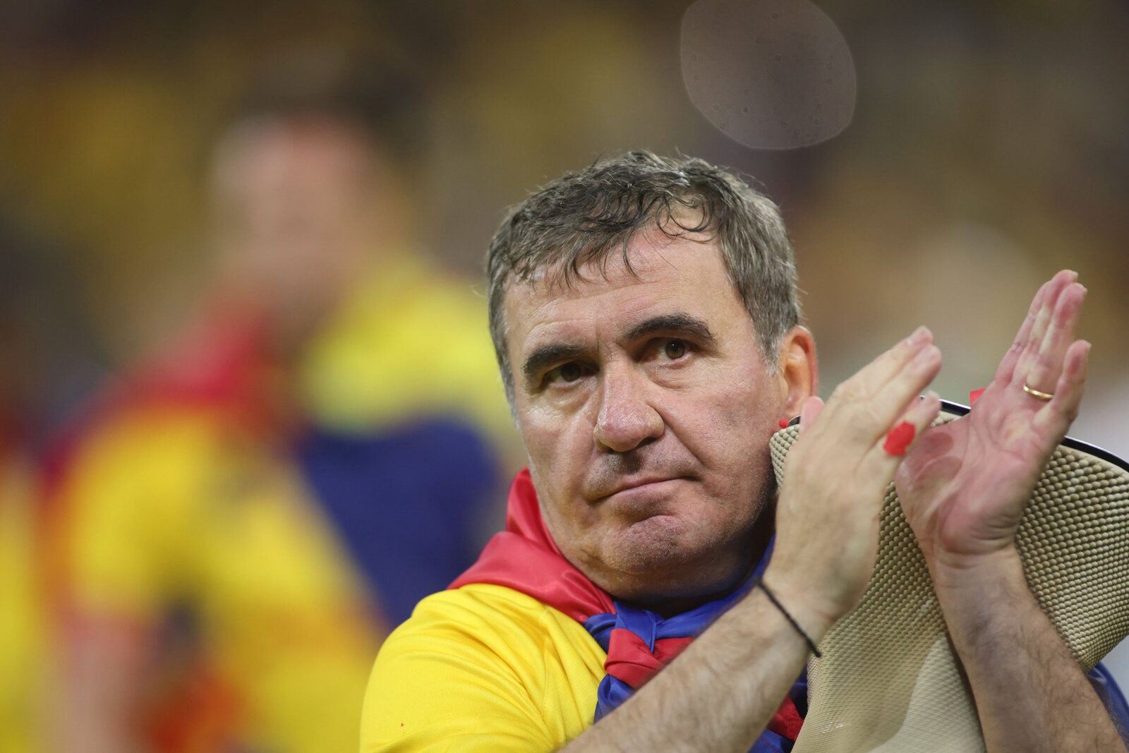 Gheorghe Hagi, favorit pentru banca tehnică a echipei naționale București – Legendarul fotbalist ROMÂNIAN, GHEORGHE Hagi, este principalul candidat pentru a prelua funcția de selecționer al echipei naționale a ROMÂNIEI
