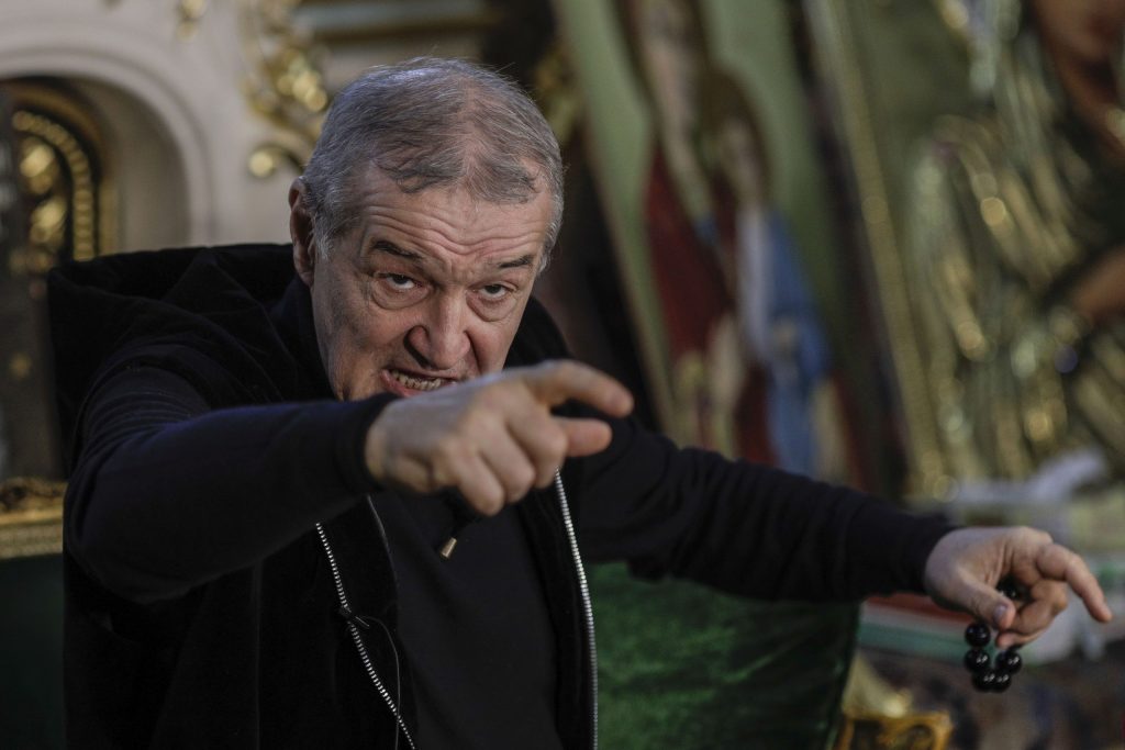 Becali, furios după ce a rămas iar fără permis: „Vă e rușine, băieți?”