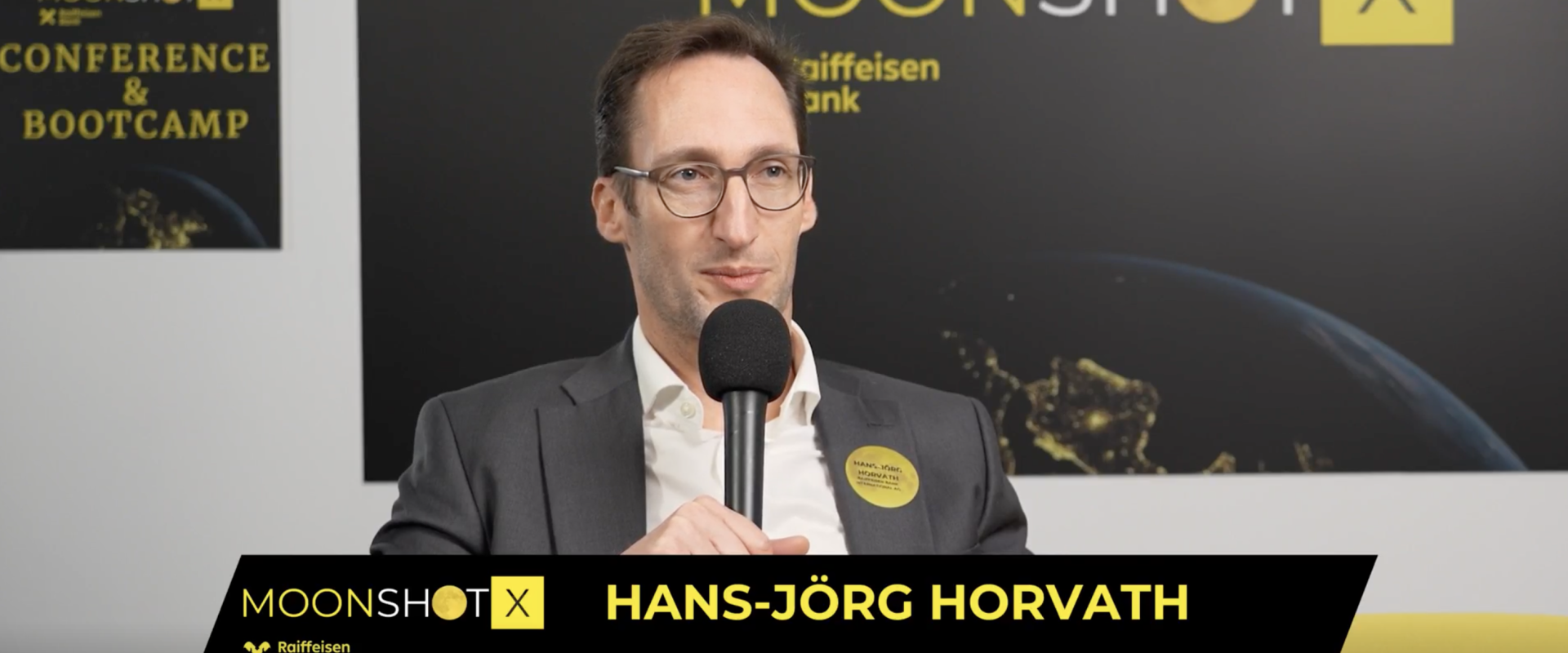 Horvath (Raiffeisen) sfătuiește firmele românești: Testare, nu investiții mari la început