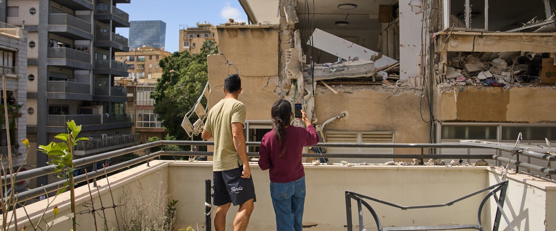 Lebanon’s Hezbollah and Yemen’s Houthis join Iran in strike on Israel | Israel-Palestine conflict News