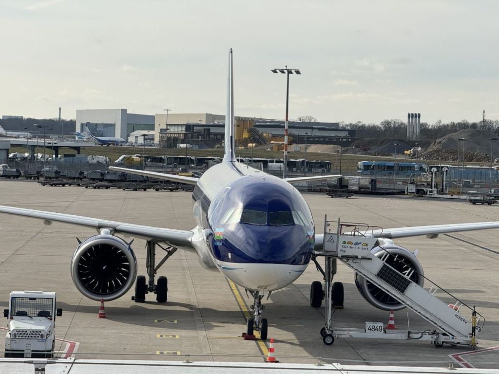 Criza kerosenului lovește Europa: Ormuz dă ultimatum, haos pe aeroporturi