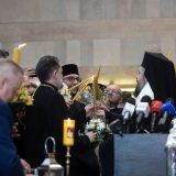 Lumina Sfântă din Ierusalim, la Otopeni: Prima candelă aprinsă în România