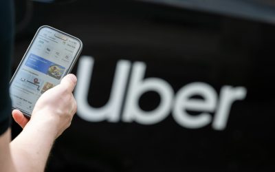 Uber pariază pe viitor: Investiție de 10 miliarde $ în taxiuri autonome