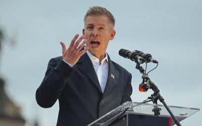 Magyar zguduie UE: Ungaria și Rusia, relații fierbinți după alegeri?