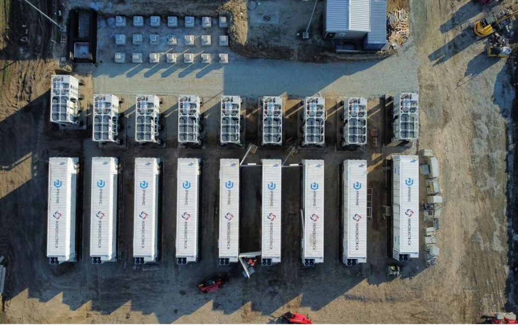 Hidroelectrica, investiție majoră: Baterii uriașe de stocare a energiei!