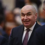 Bolojan: România nu-și mai permite risipa. Reformează companiile de stat!