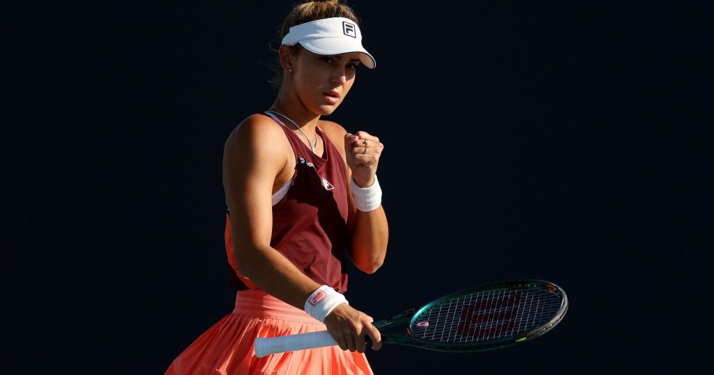 Două românce, pe tabloul principal la Rouen, Franța