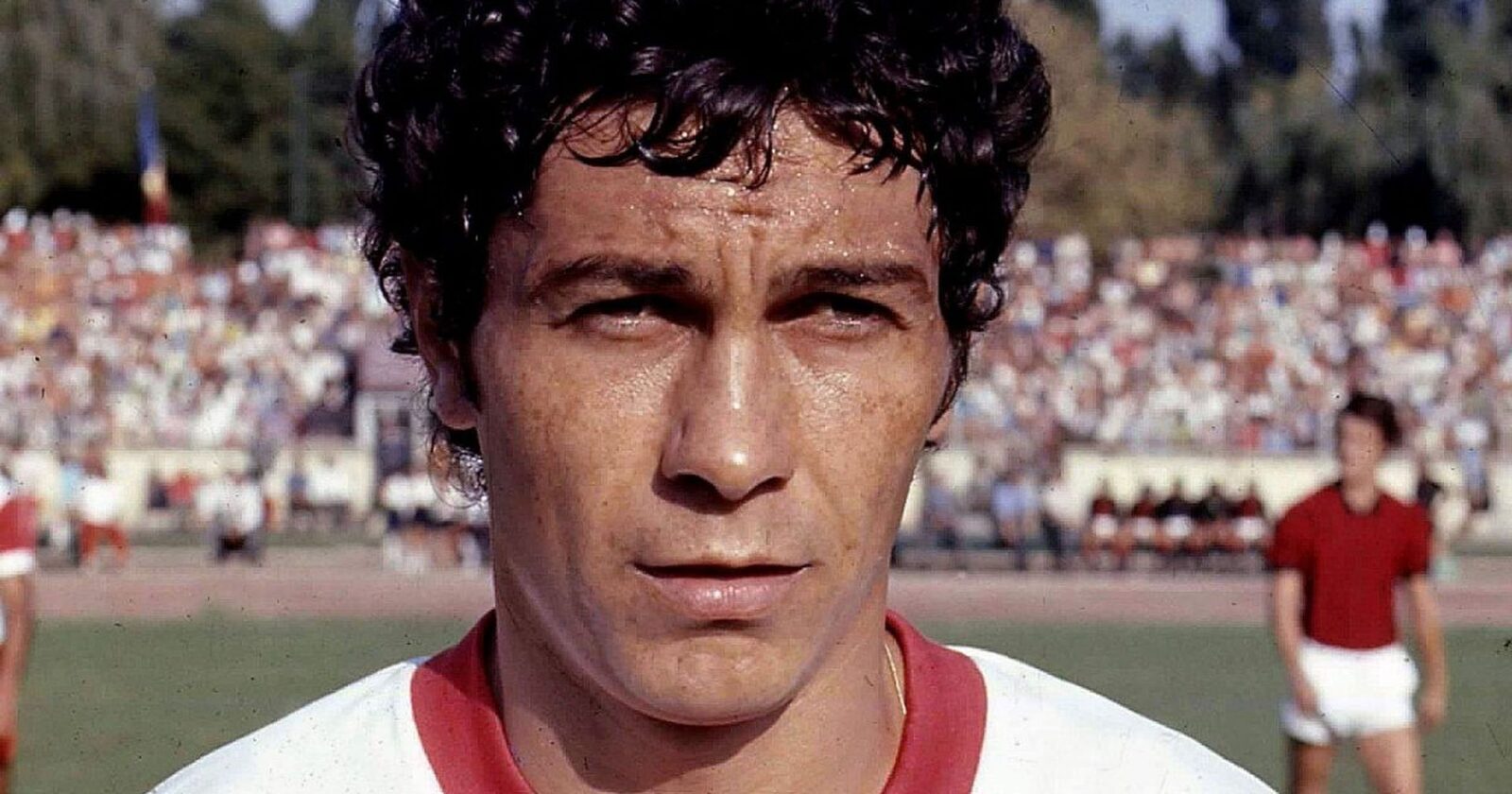 Lucescu, legenda vie: Cum a jucat fotbal la 44 de ani pentru Dinamo București, 28 martie 2024 – Mircea Lucescu a reconfirmat statutul de legendă a fotbalului românesc