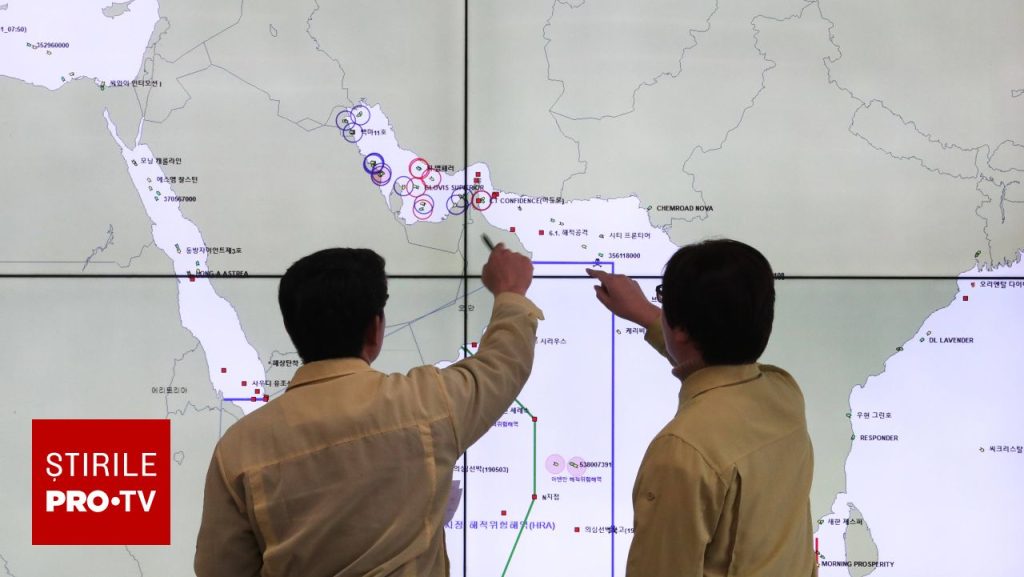Ormuz blocat: Zeci de nave așteaptă în strâmtoare. Hartă: Trafic prăbușit față de înainte