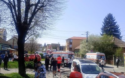 Incendiu în Sibiu: Peste 20 de persoane evacuate, trei victime la spital