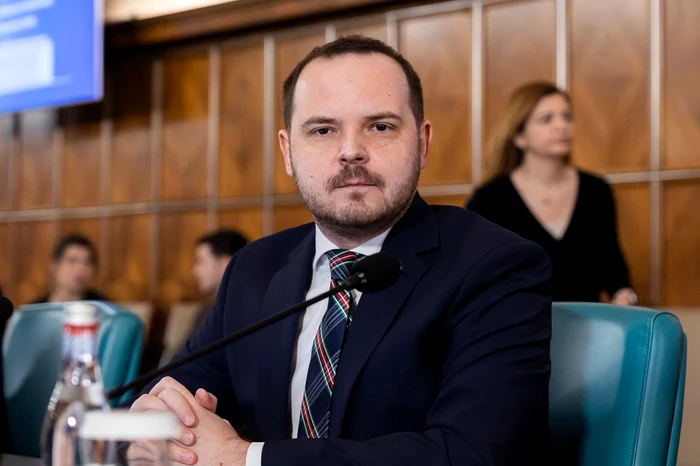 Ce se întâmplă cu datoria URIAȘĂ de 600 de milioane de euro