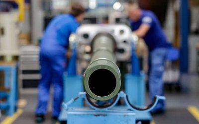 Reprezentanții industriei naționale de apărare solicită urgent un plan concret pentru dezvoltarea capacităților de producție, adaptat noilor amenințări de securitate din regiune