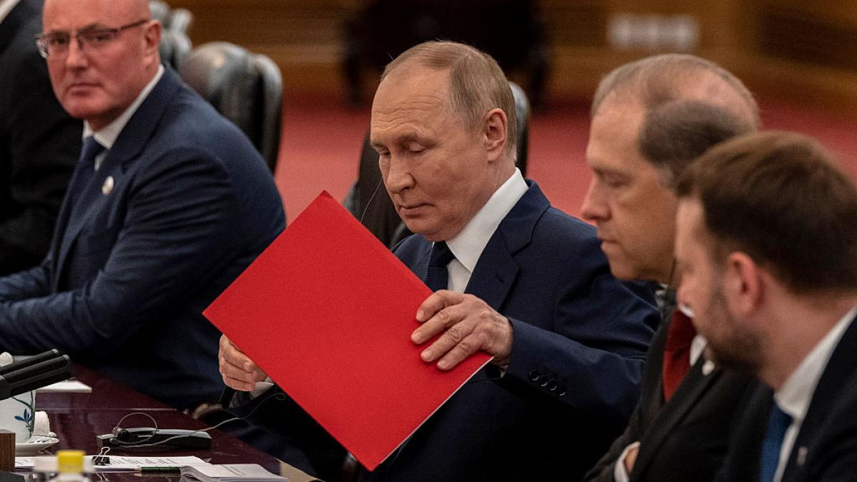Putin, inspirat de Donald Trump, vrea un „AI suveran” rusesc