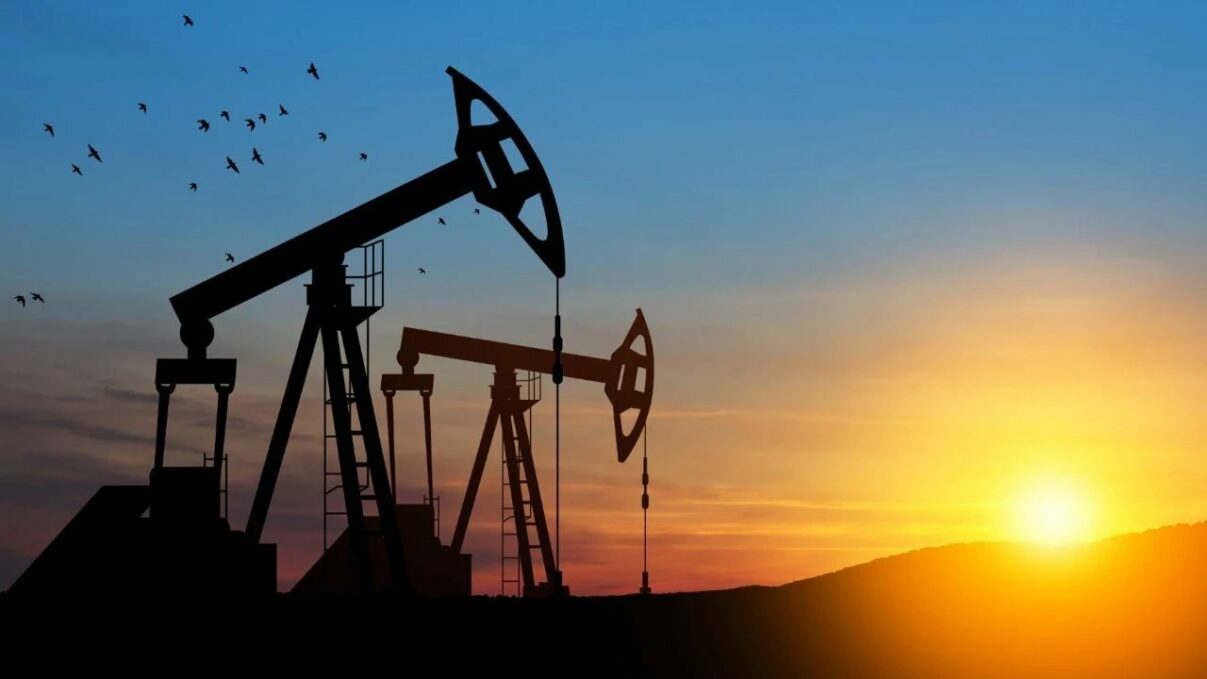Petrolul se ieftinește: Dialogul SUA-Iran, speranță pe piață