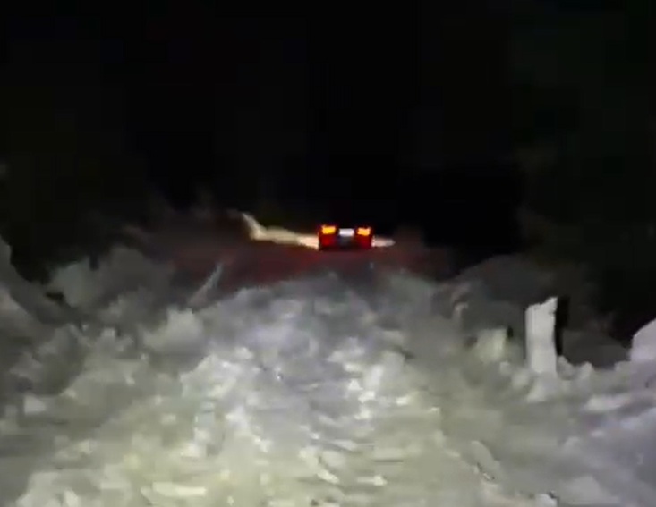 Bărbat și fiu, prinși de viscol în Noaptea de Înviere pe munte